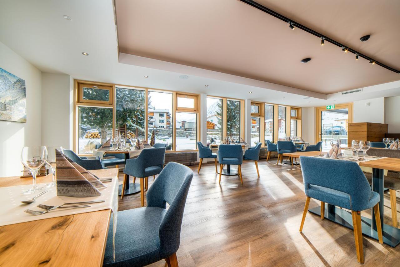 Hotel Kristall Saas-Almagell Exteriér fotografie