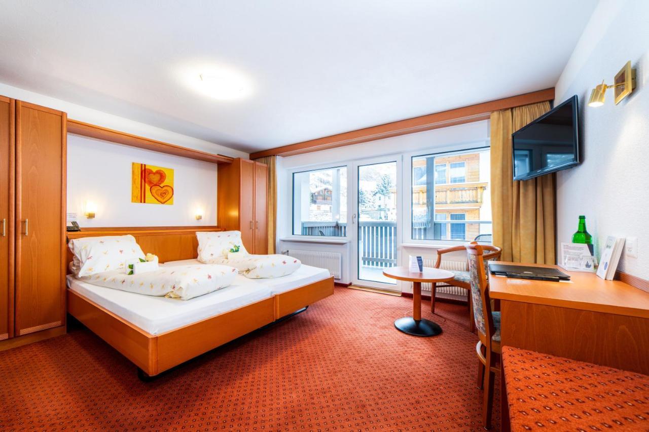 Hotel Kristall Saas-Almagell Exteriér fotografie