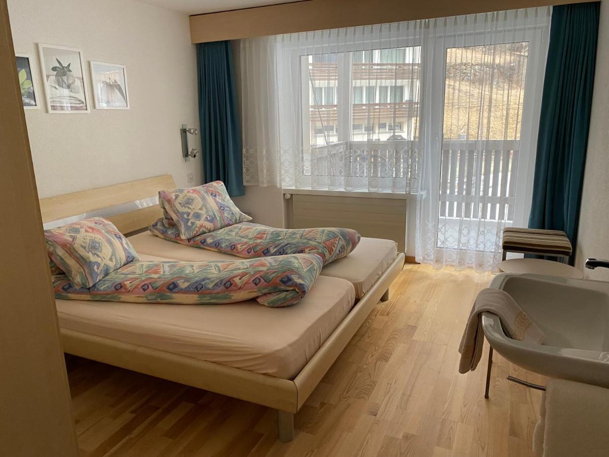 Hotel Kristall Saas-Almagell Exteriér fotografie