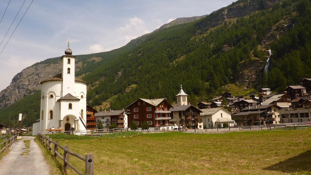 Hotel Kristall Saas-Almagell Exteriér fotografie